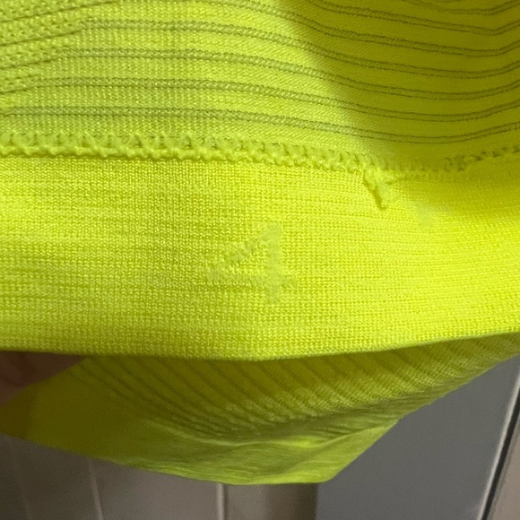 EUC Special Hawaii Edition Lululemon Swiftly Tech Tank - Picture 4 of 5